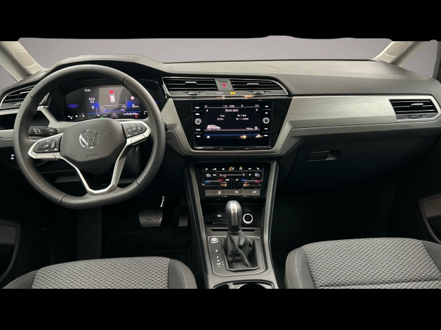 Volkswagen Touran (12/2025, Benzin)
