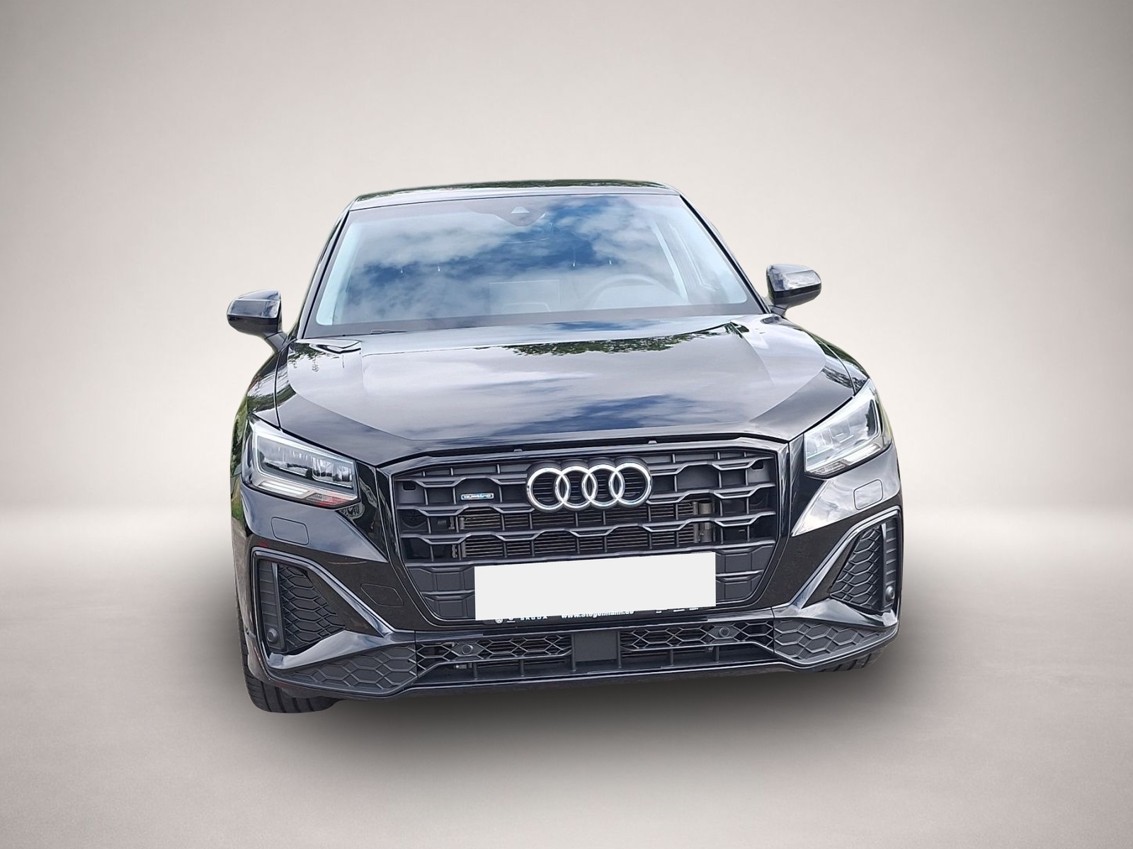 Audi Q2 (08/2025, Benzin)