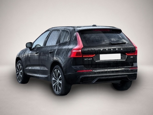 Volvo XC60 (12/2023, Benzin)