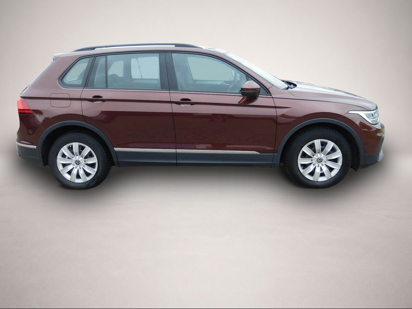 Volkswagen Tiguan (03/2021, Benzin)