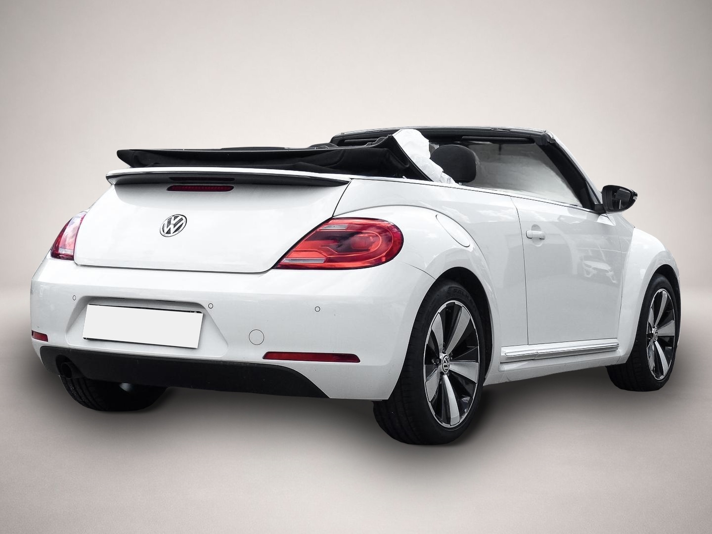 Volkswagen Beetle (10/2015, Benzin)