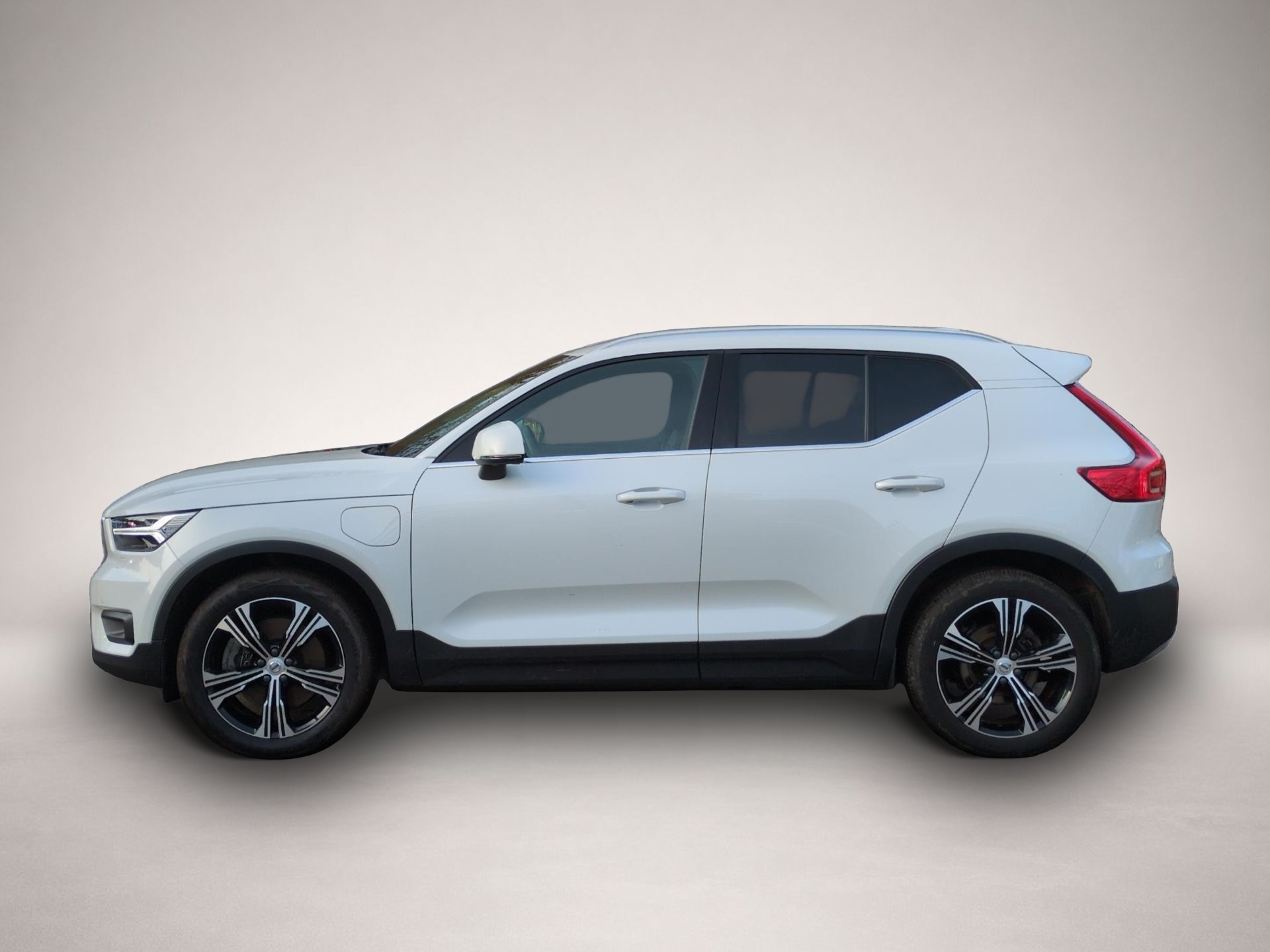 Volvo XC40 (01/2021, Hybrid (Benzin/Elektro))