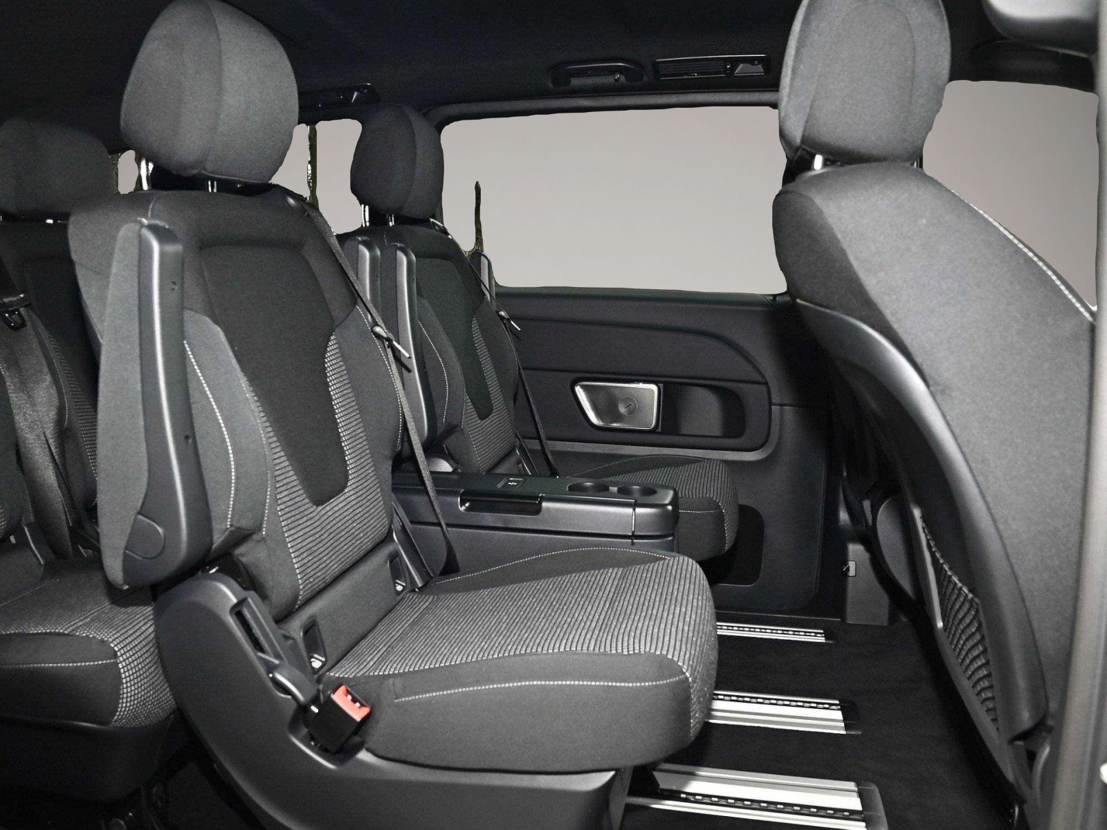 Mercedes-Benz V 300 (03/2026, Diesel)