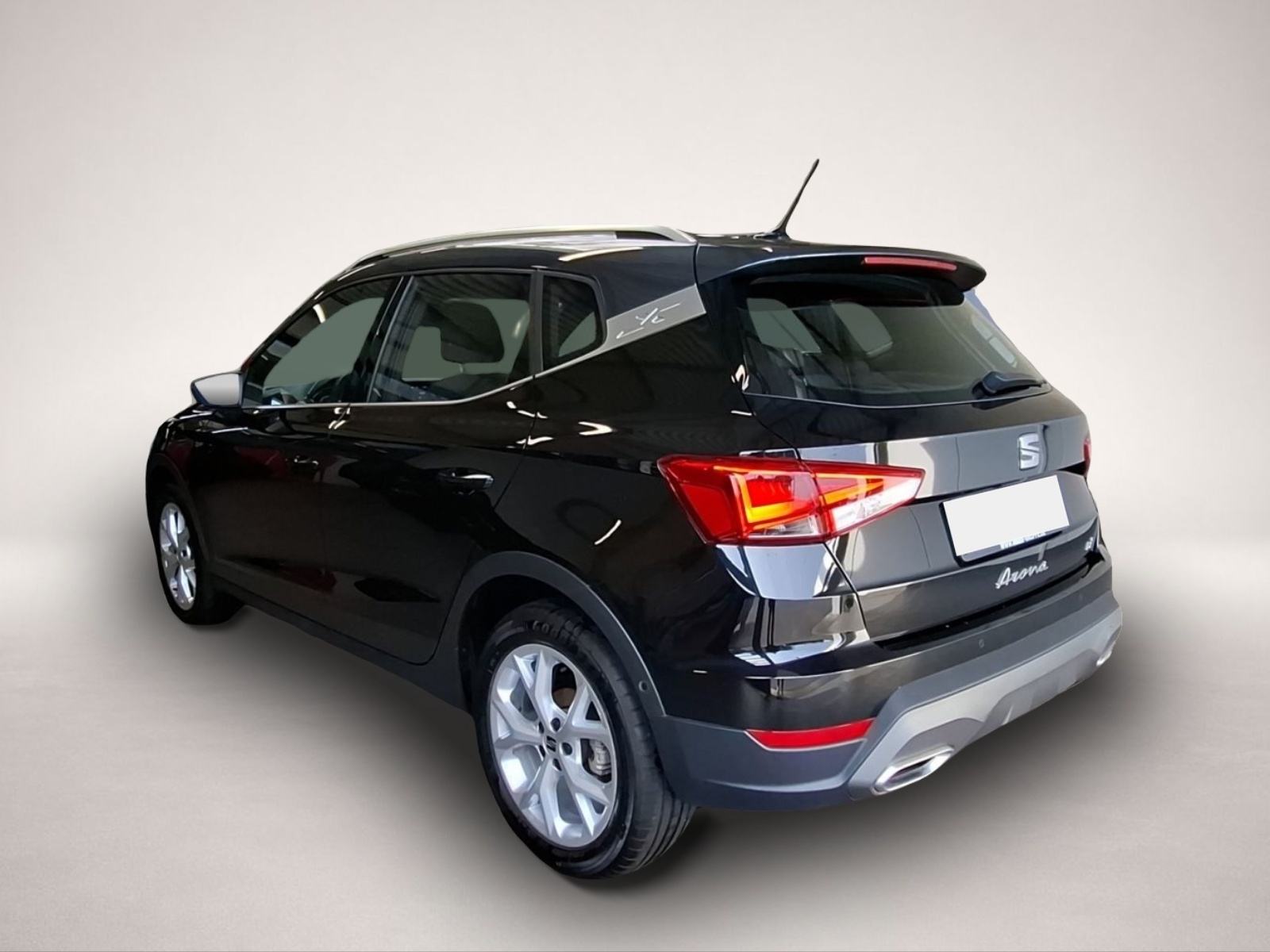 Seat Arona (02/2024, Benzin)