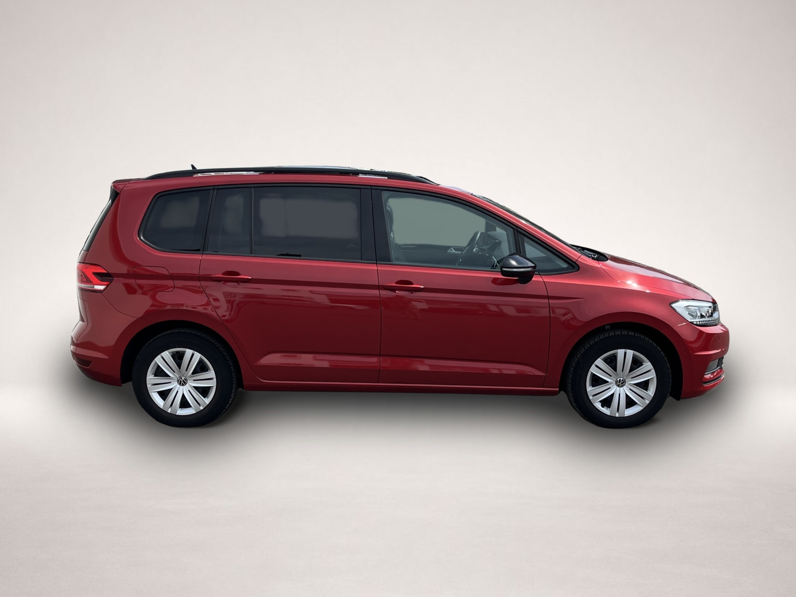 Volkswagen Touran (02/2022, Benzin)