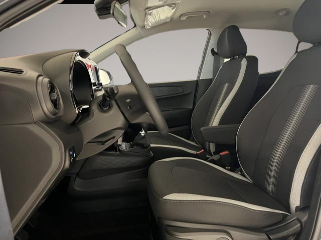 Hyundai i10 (11/2025, Benzin)