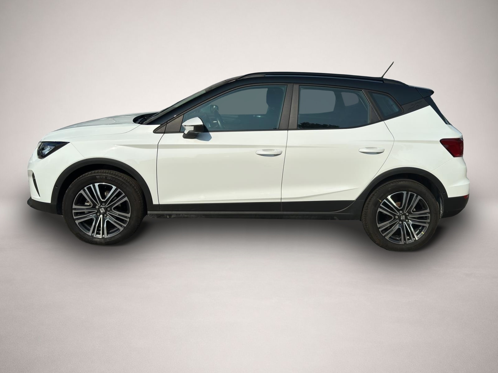 Seat Arona (06/2024, Benzin)