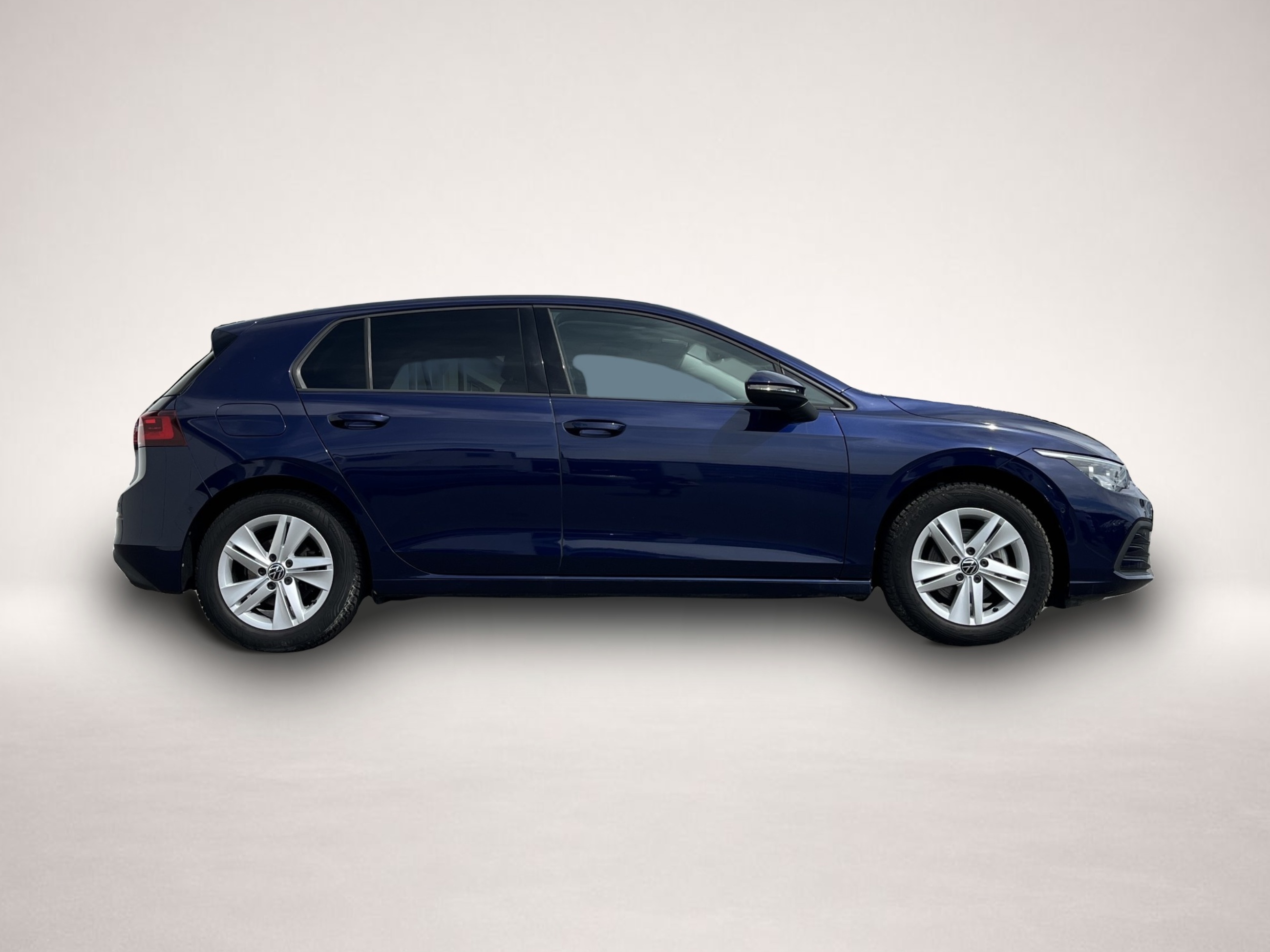 Volkswagen Golf (04/2021, Benzin)