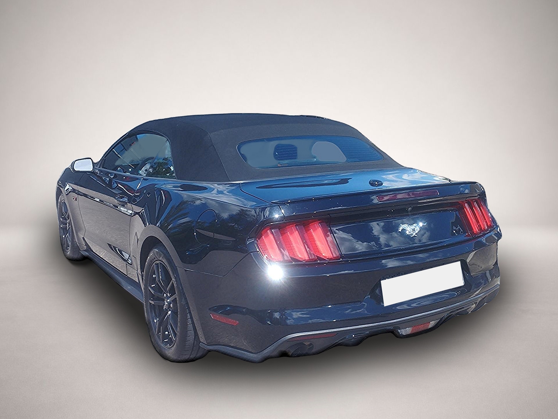 Ford Mustang (07/2017, Benzin)