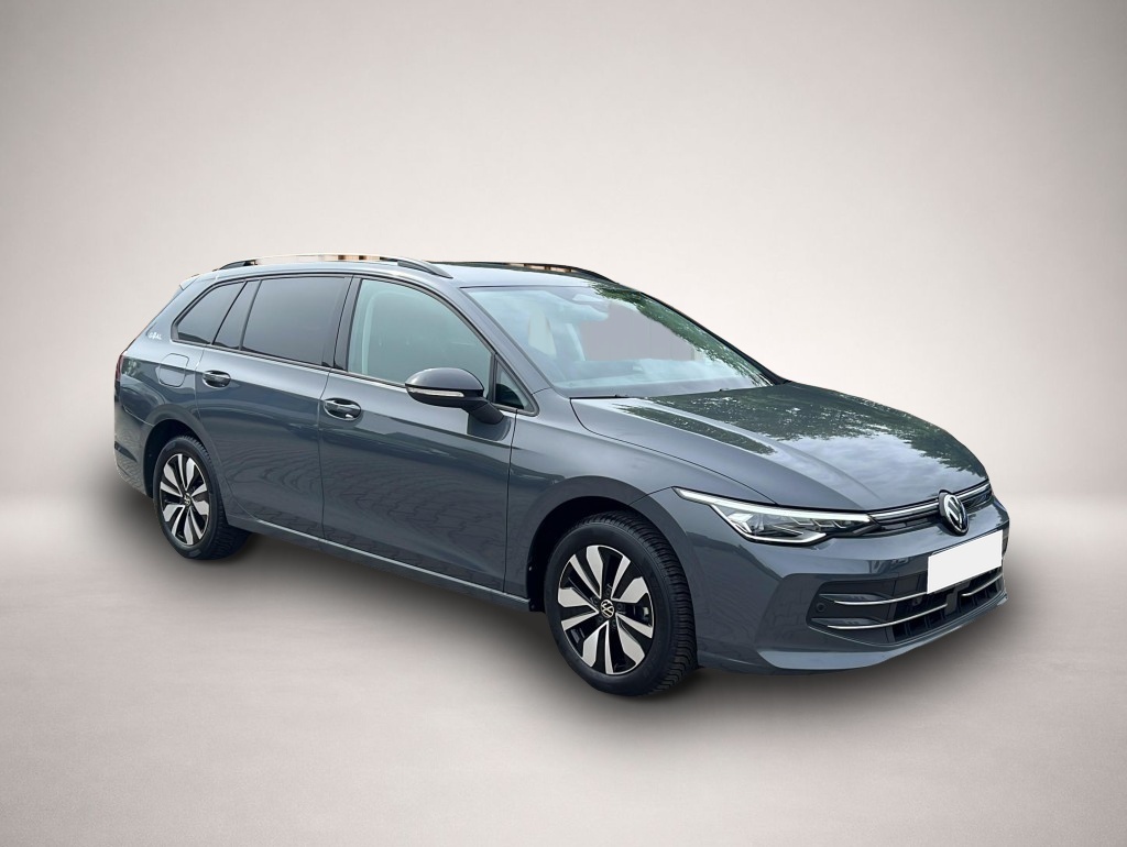 Volkswagen Golf (07/2025, Benzin)