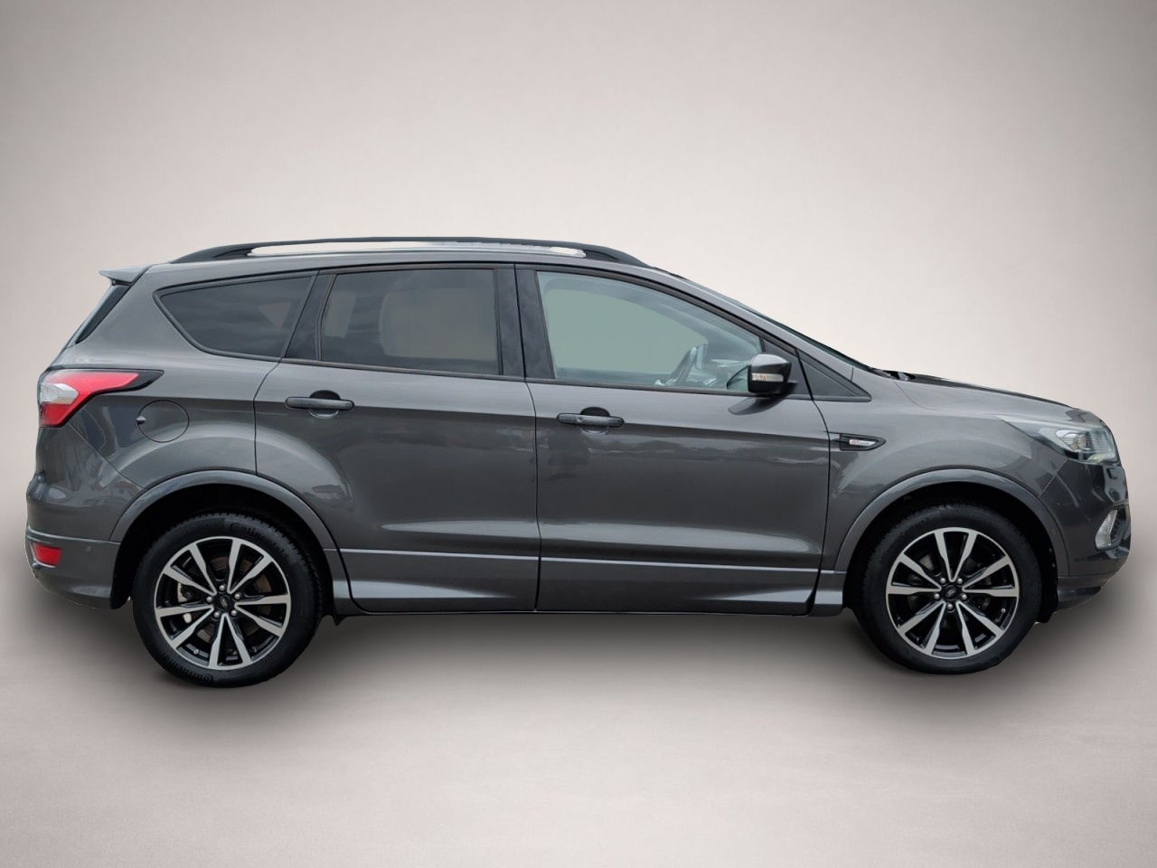 Ford Kuga (10/2017, Benzin)