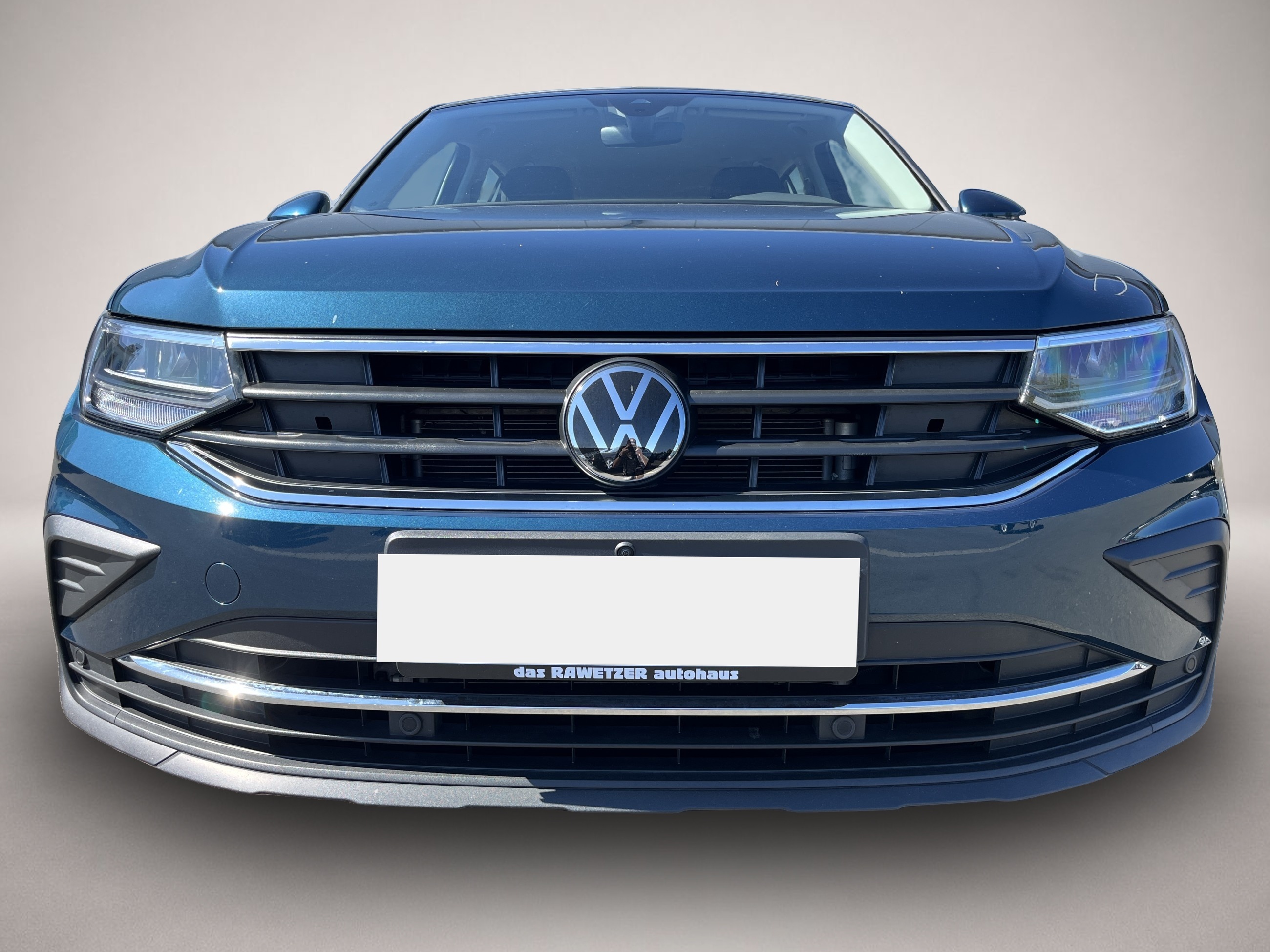 Volkswagen Tiguan (11/2023, Benzin)