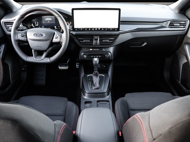 Ford Focus (03/2026, Benzin)