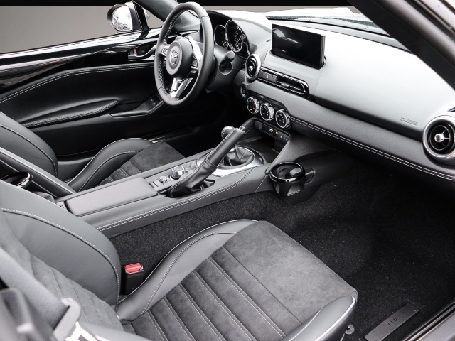 Mazda MX-5 (12/2025, Benzin)