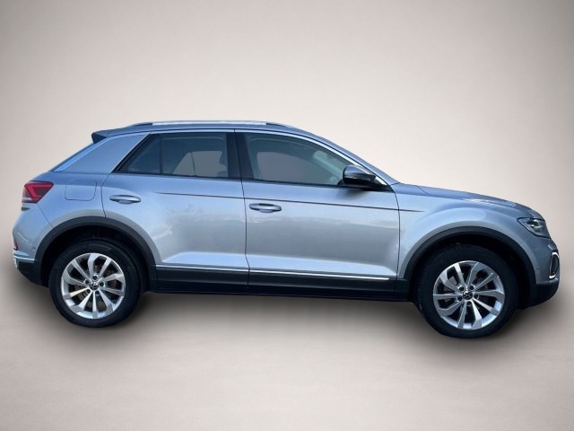 Volkswagen T-Roc (04/2023, Benzin)