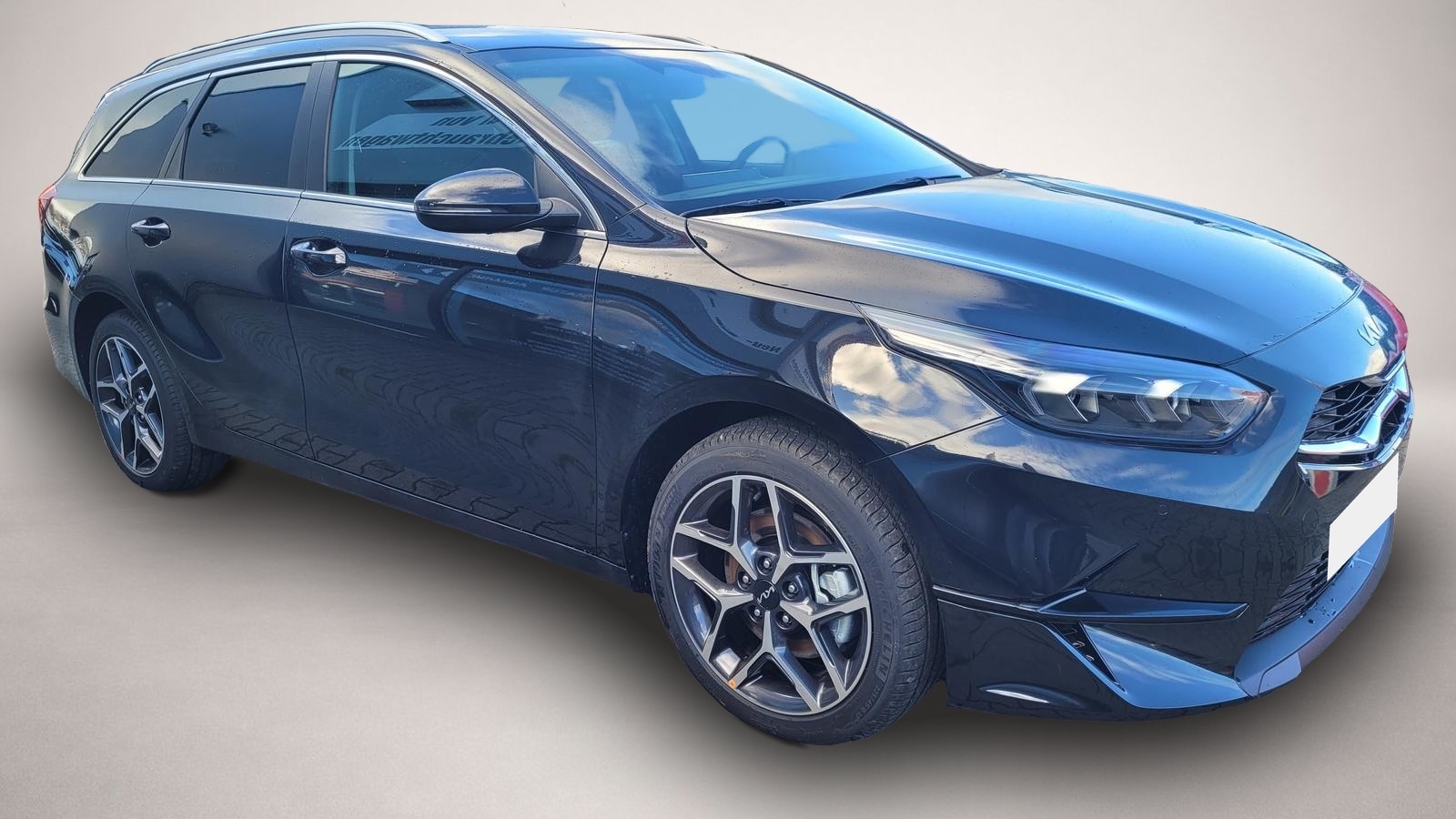 KIA cee'd / Ceed (08/2025, Benzin)