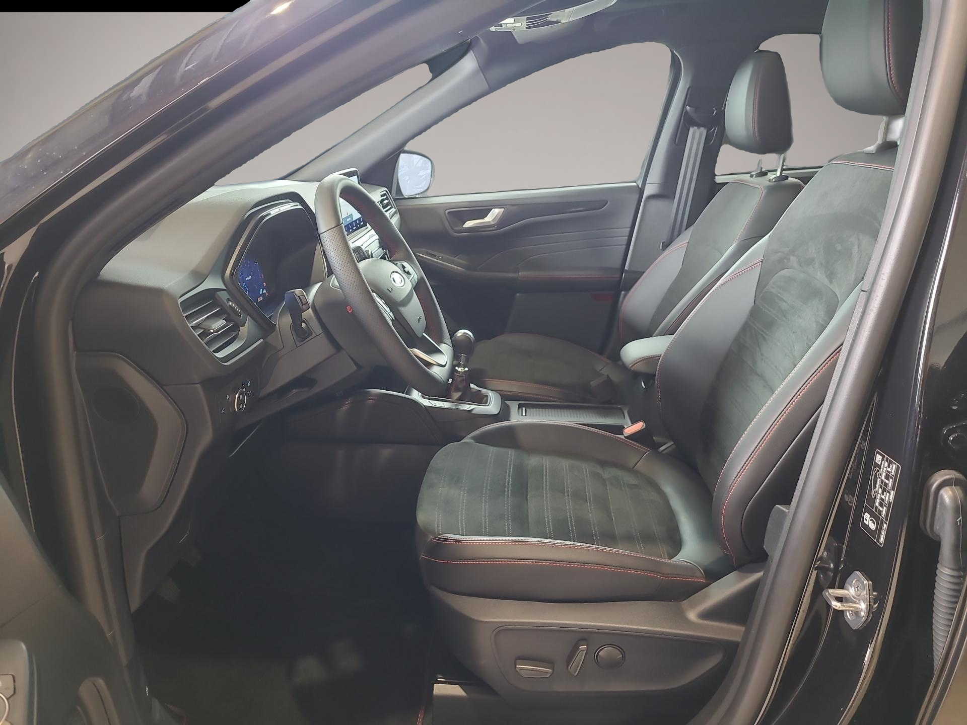 Ford Kuga (10/2023, Benzin)