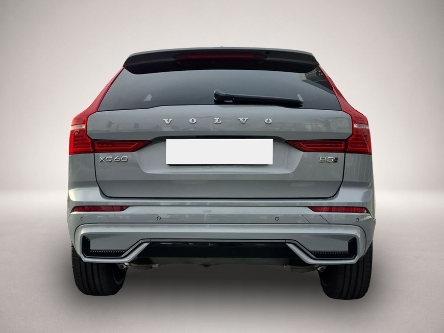 Volvo XC60 (02/2025, Benzin)