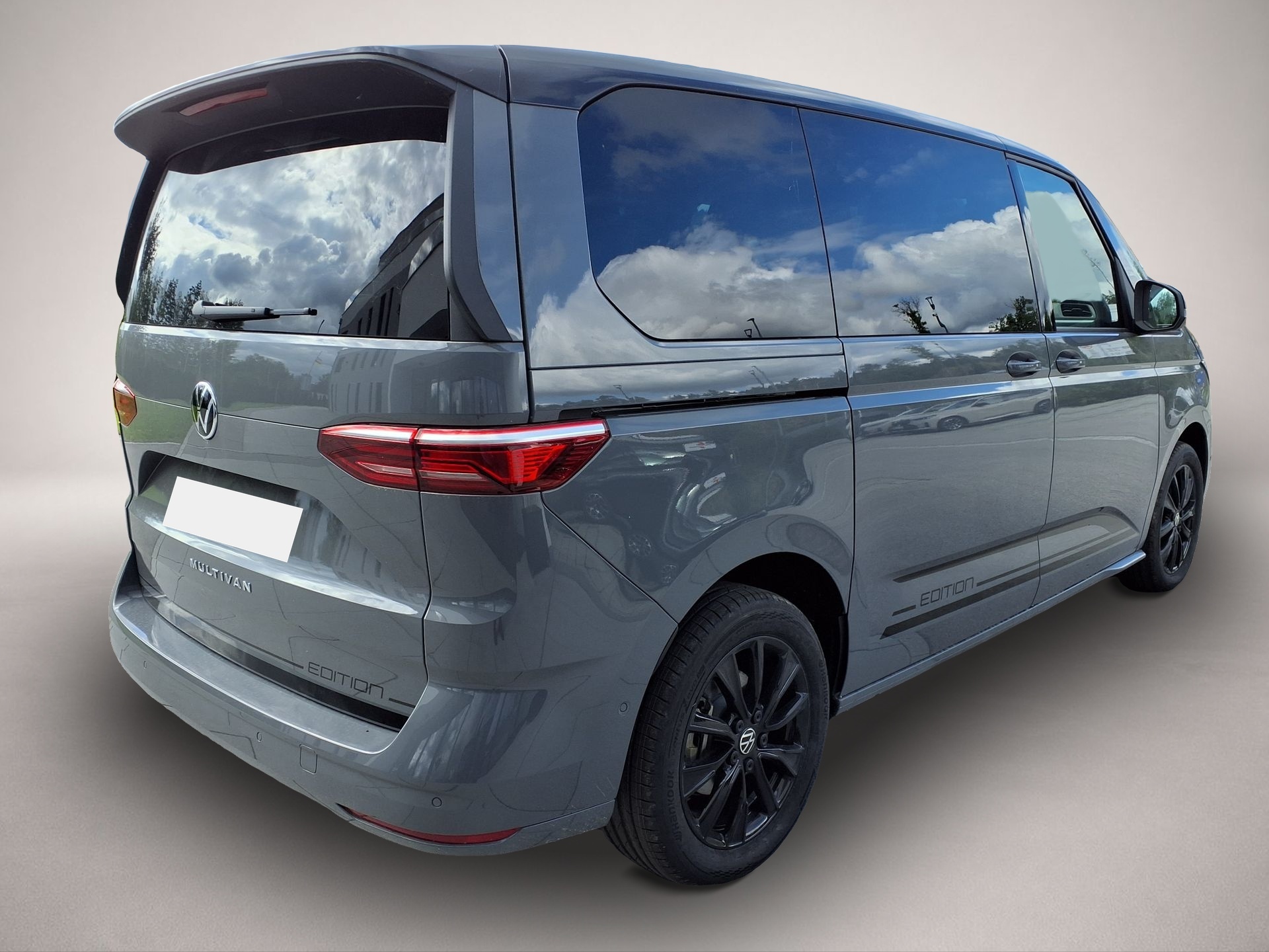 Volkswagen T7 Multivan, Bild 3 von 5