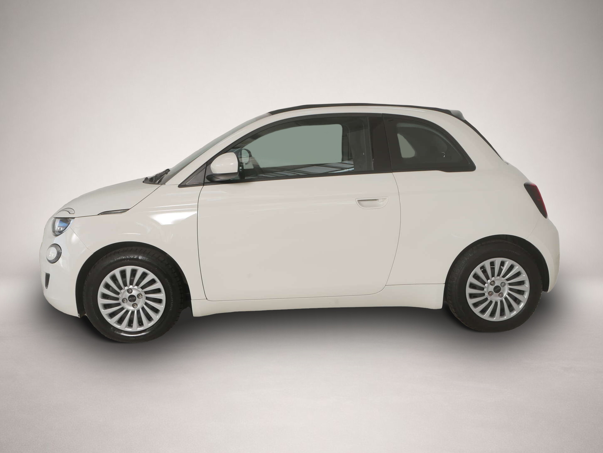 Fiat 500e (06/2023, ELECTRIC)