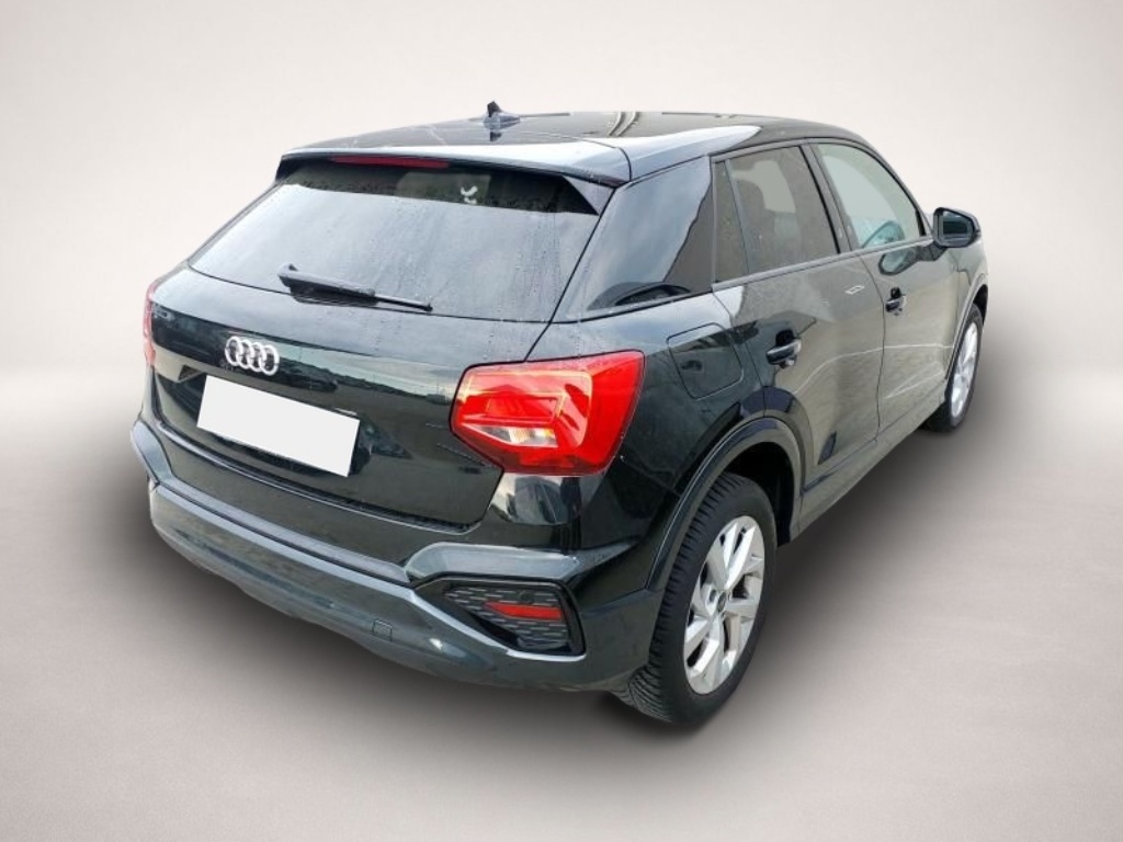 Audi Q2 (03/2023, Benzin)