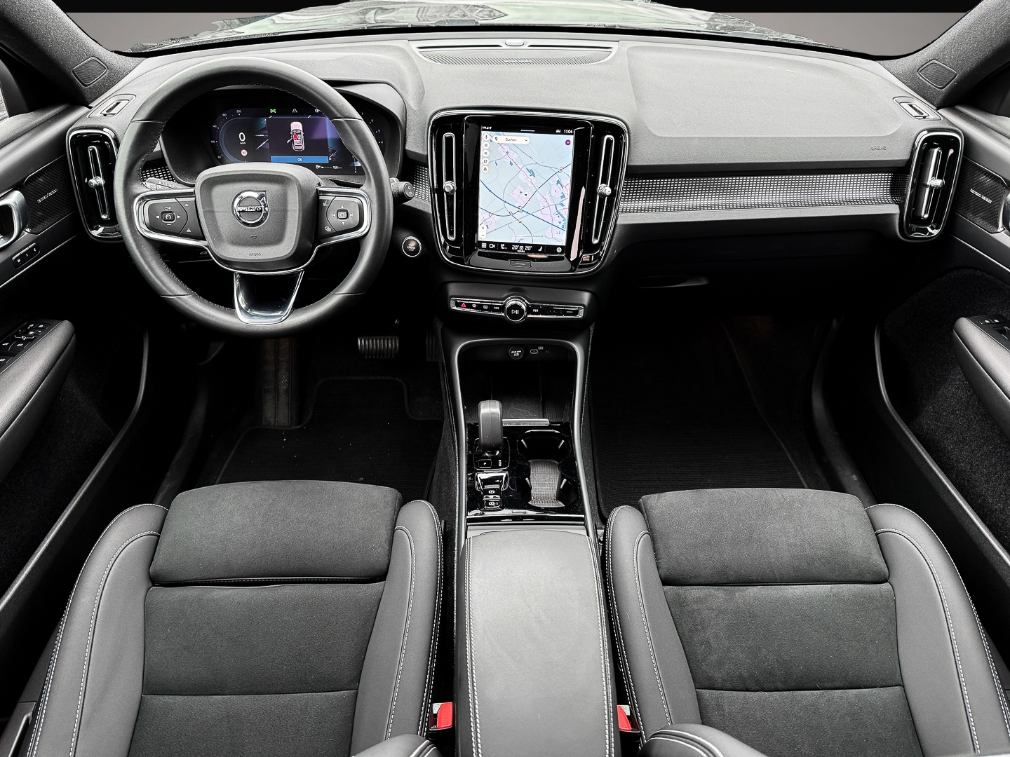 Volvo XC40 (12/2023, Benzin)