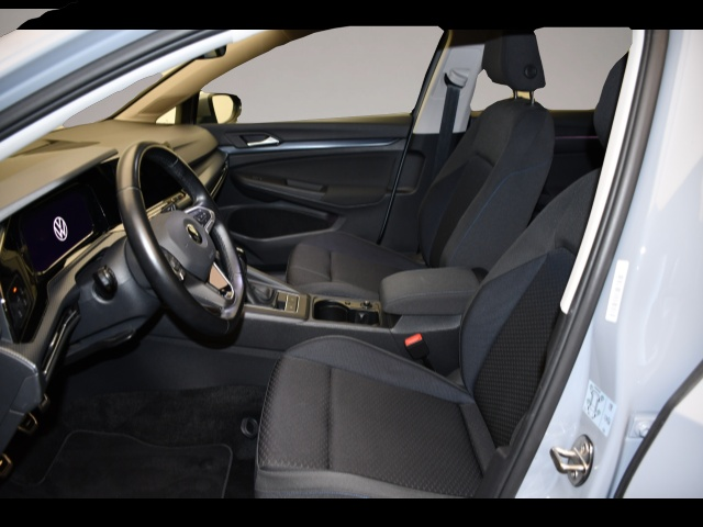 Volkswagen Golf (06/2021, )