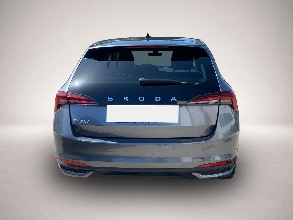 Skoda Scala (05/2025, Benzin)
