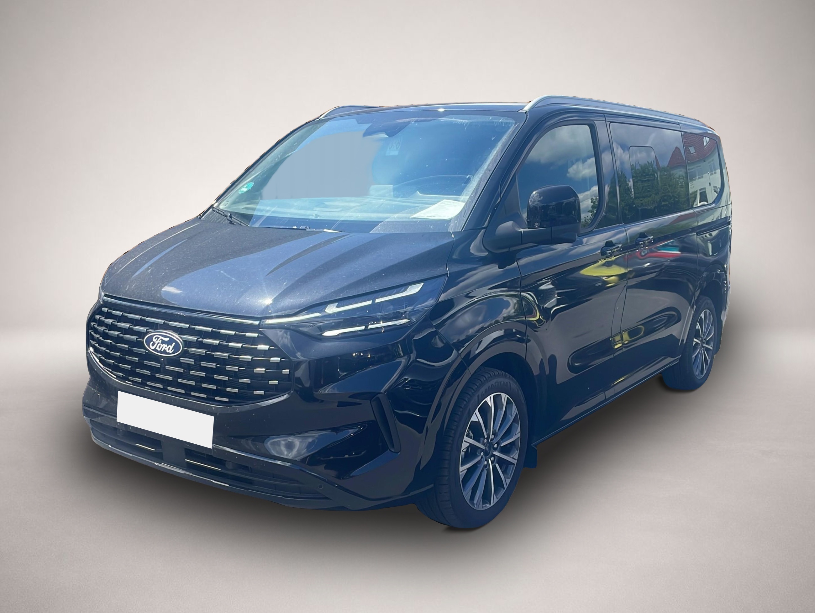 Ford Tourneo Custom (12/2025, Diesel)