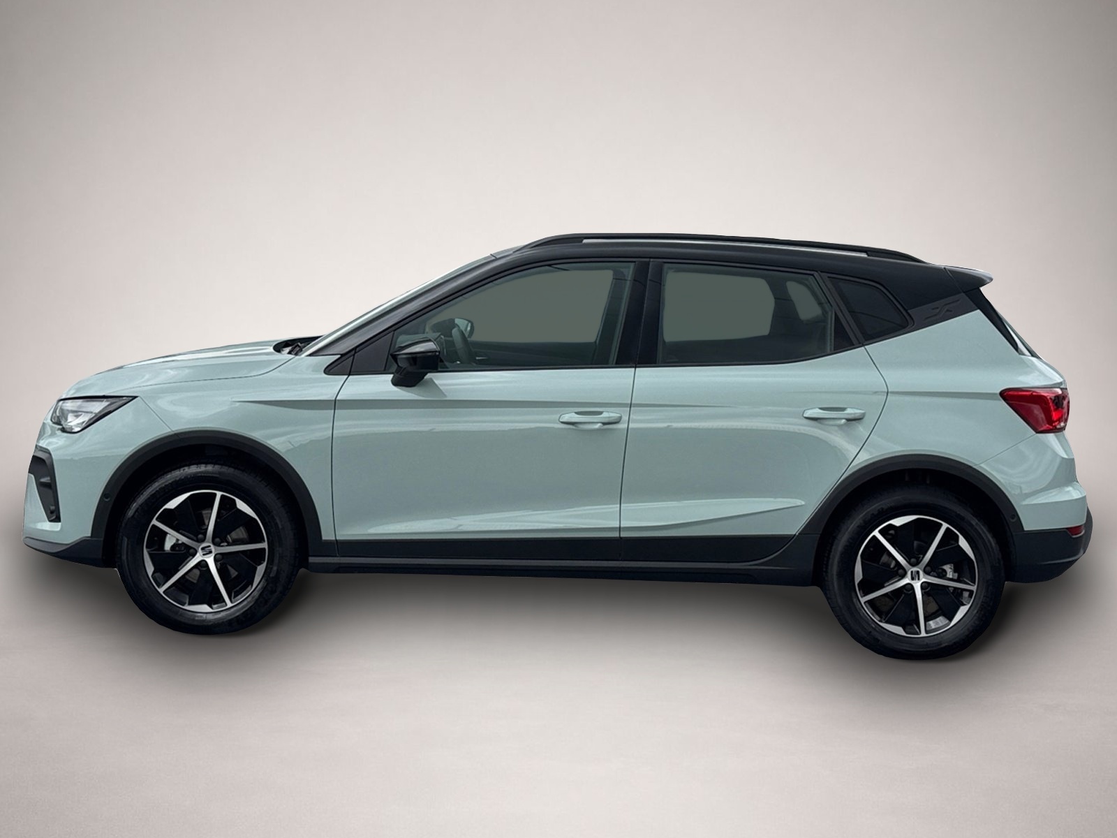 Seat Arona (04/2026, Benzin)