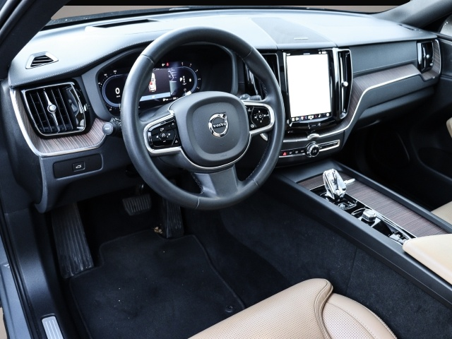 Volvo XC60 (11/2022, Diesel)