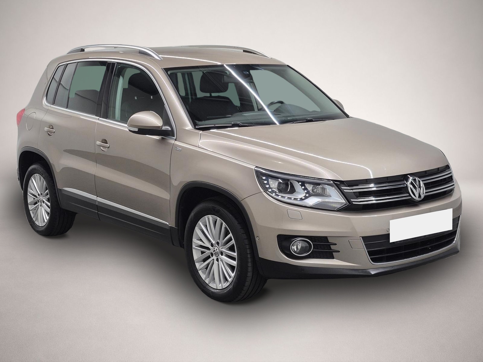 Volkswagen Tiguan (07/2014, Benzin)