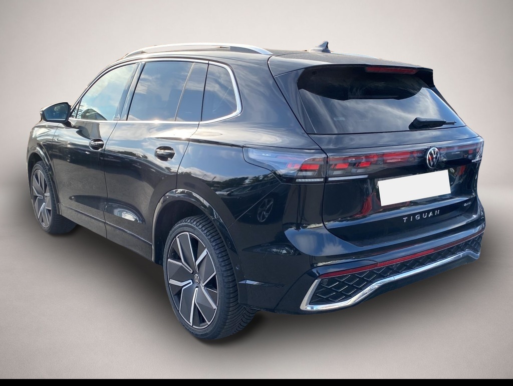 Volkswagen Tiguan (09/2025, Benzin)