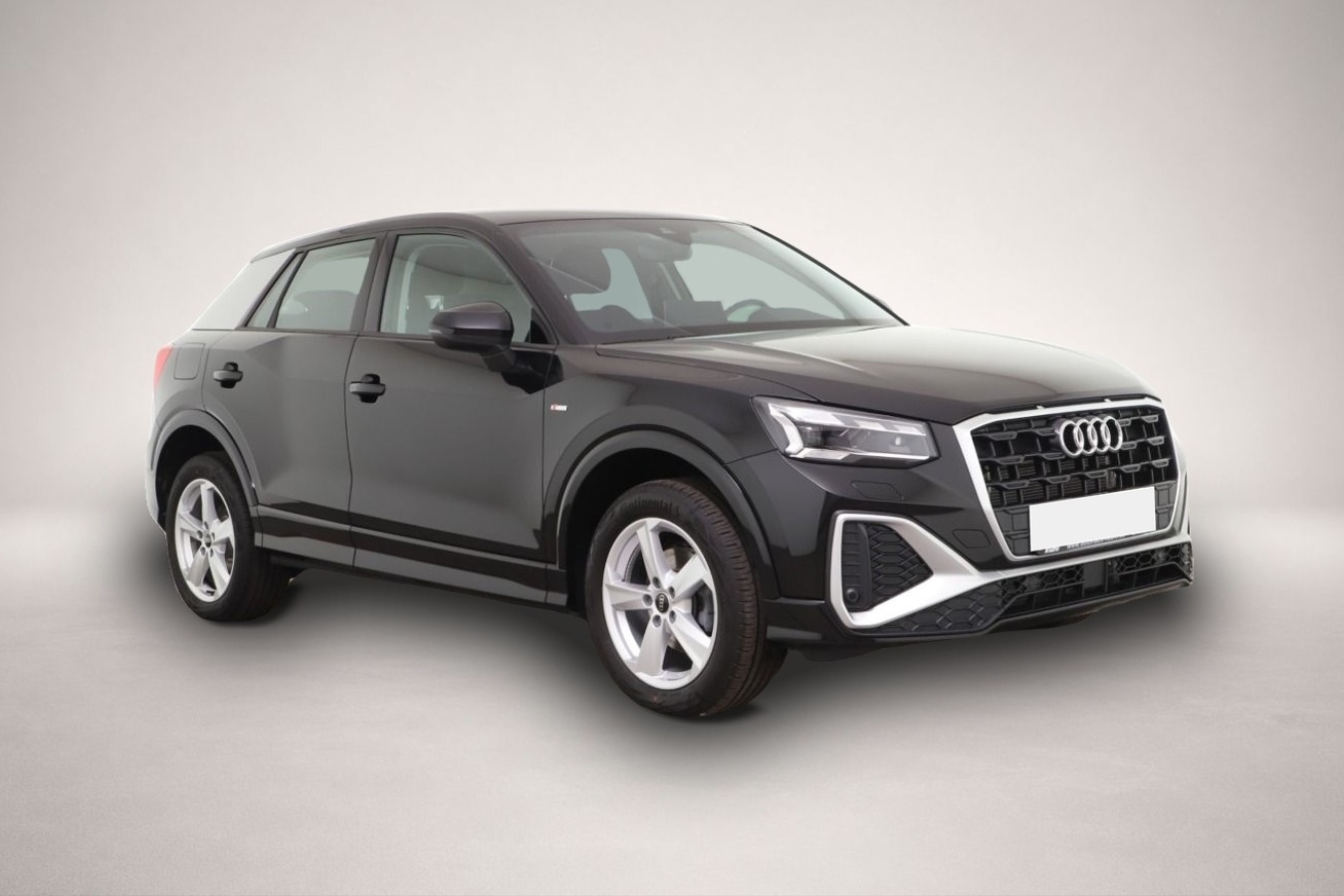 Audi Q2 (10/2025, Benzin)