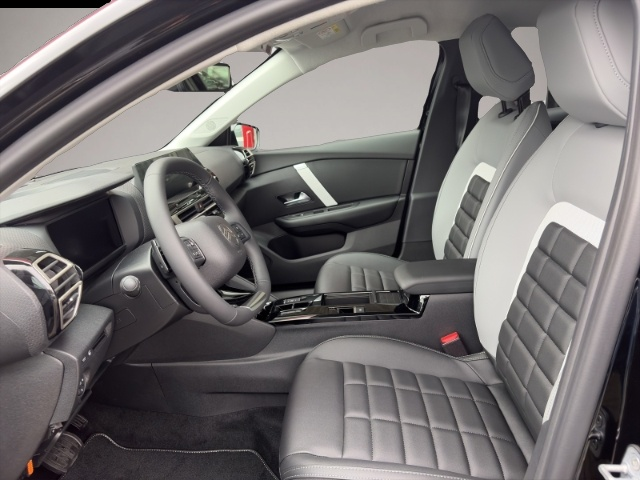 Citroen C4 (11/2025, Benzin)