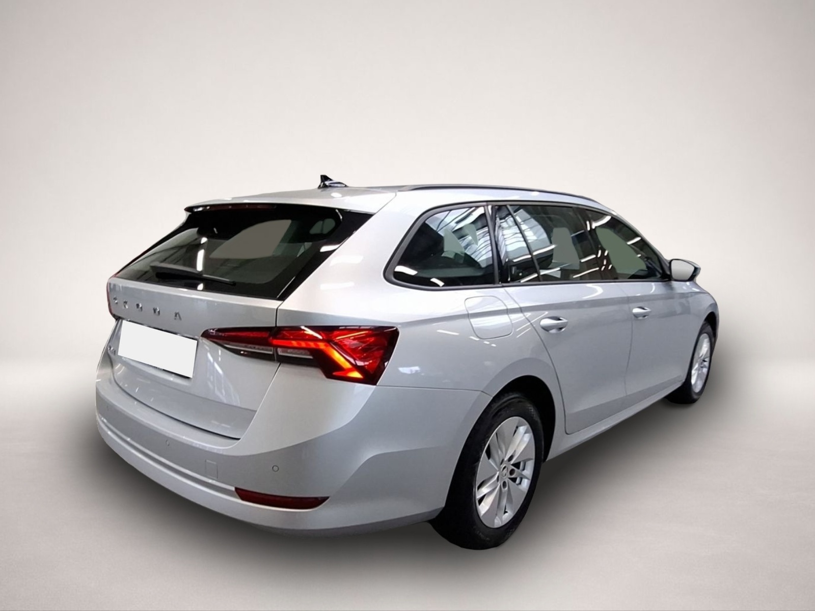 Skoda Octavia (11/2023, Benzin)