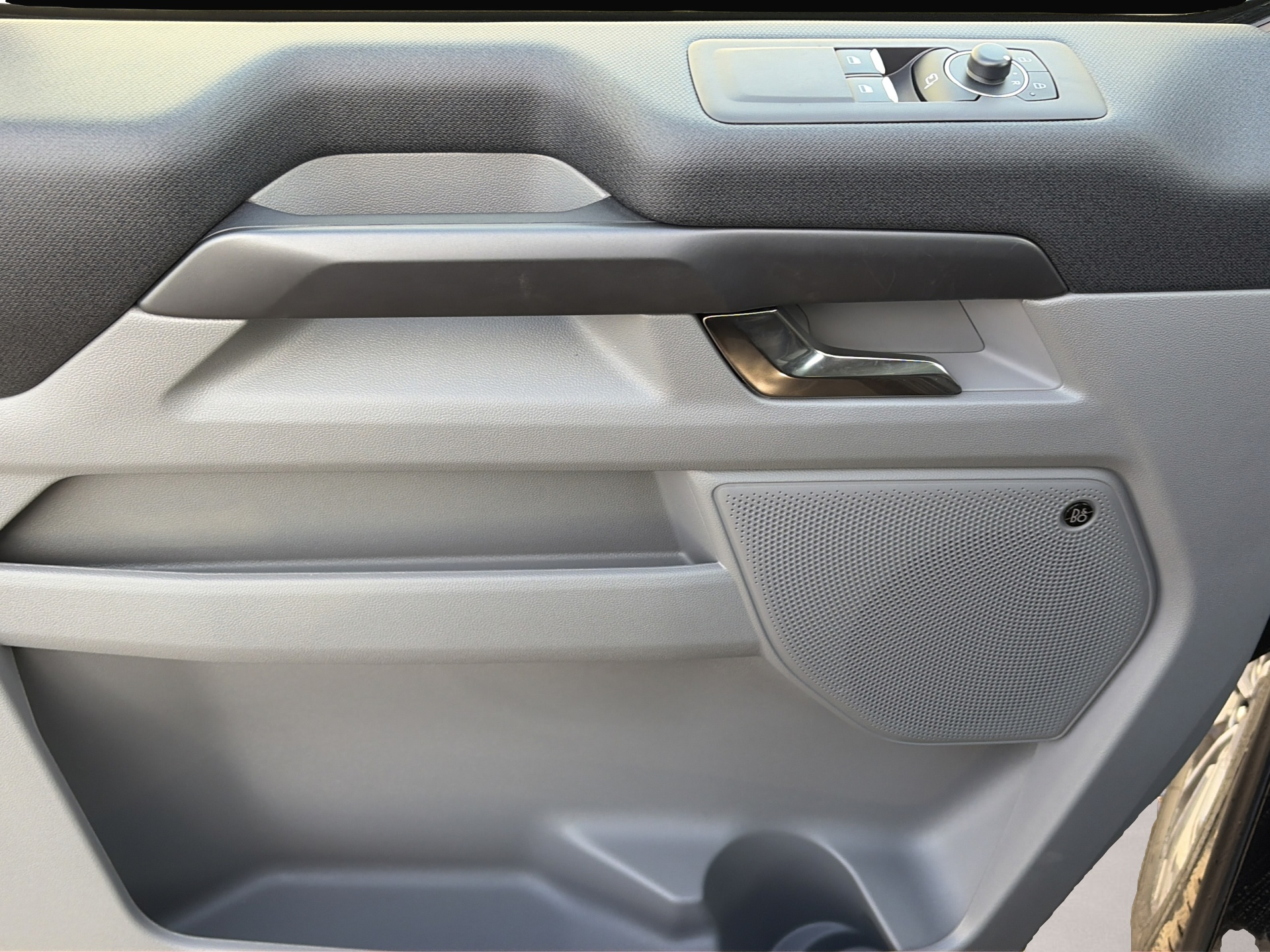 Ford Tourneo Custom (11/2025, Diesel)