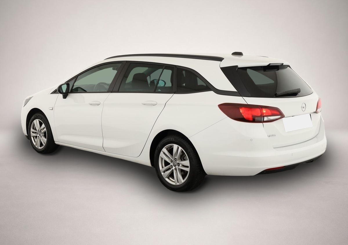 Opel Astra (03/2021, Benzin)