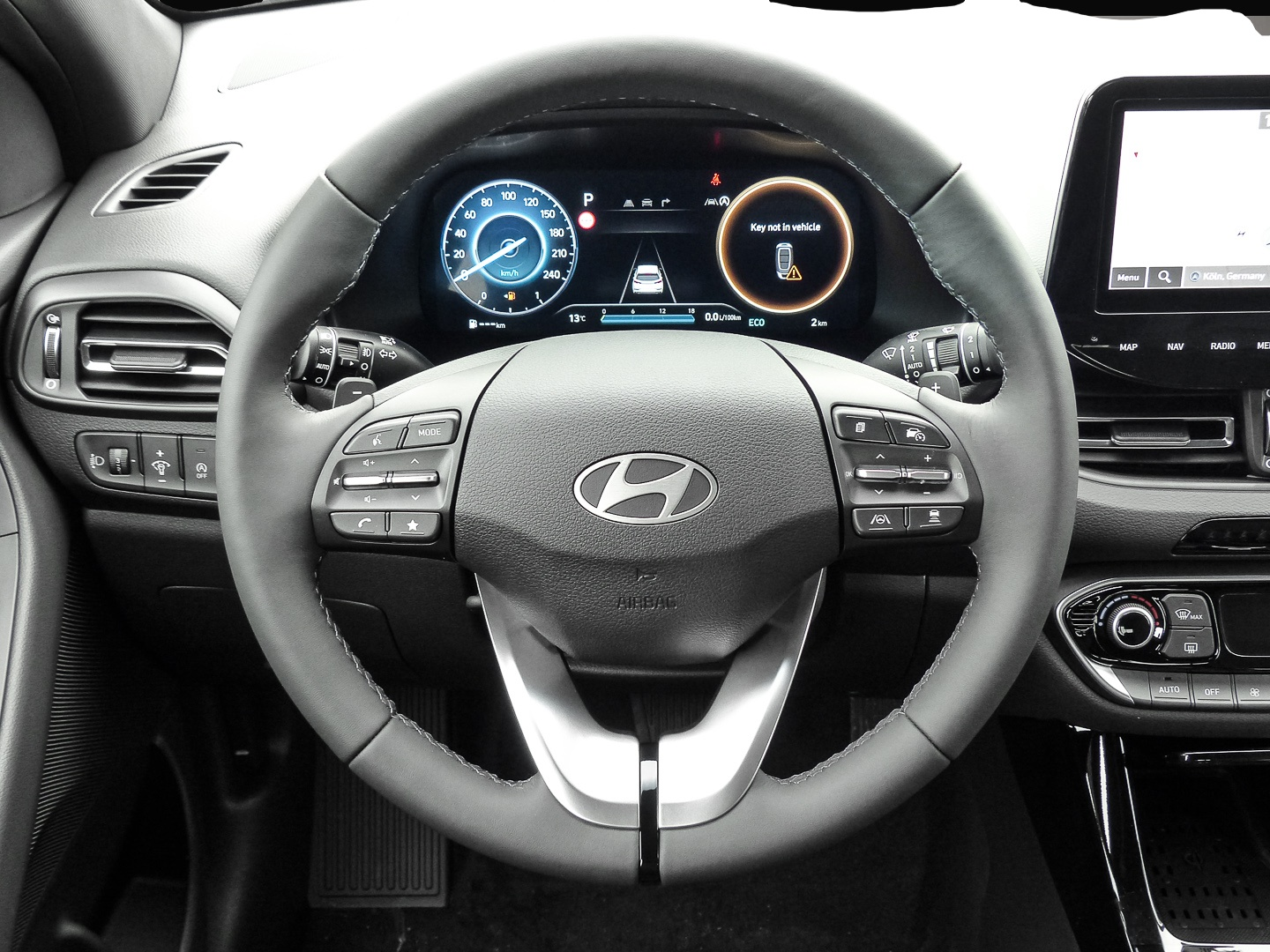Hyundai i30 (02/2026, Benzin)