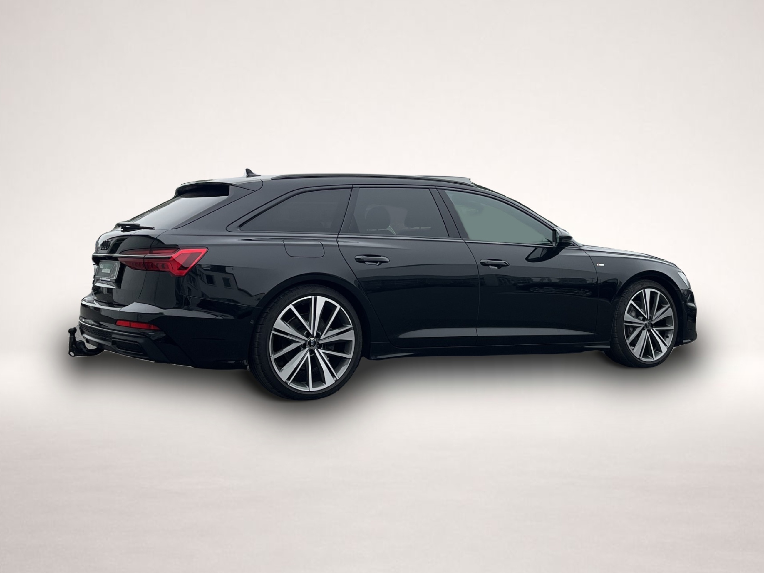 Audi A6 (05/2023, Benzin)