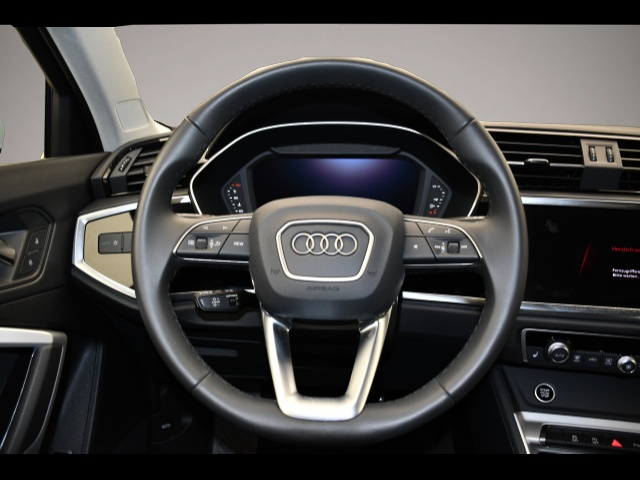 Audi Q3 (10/2025, )
