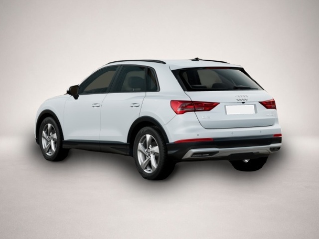 Audi Q3 (08/2025, Benzin)