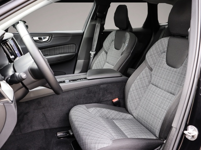 Volvo XC60 (06/2023, Hybrid (Benzin/Elektro))
