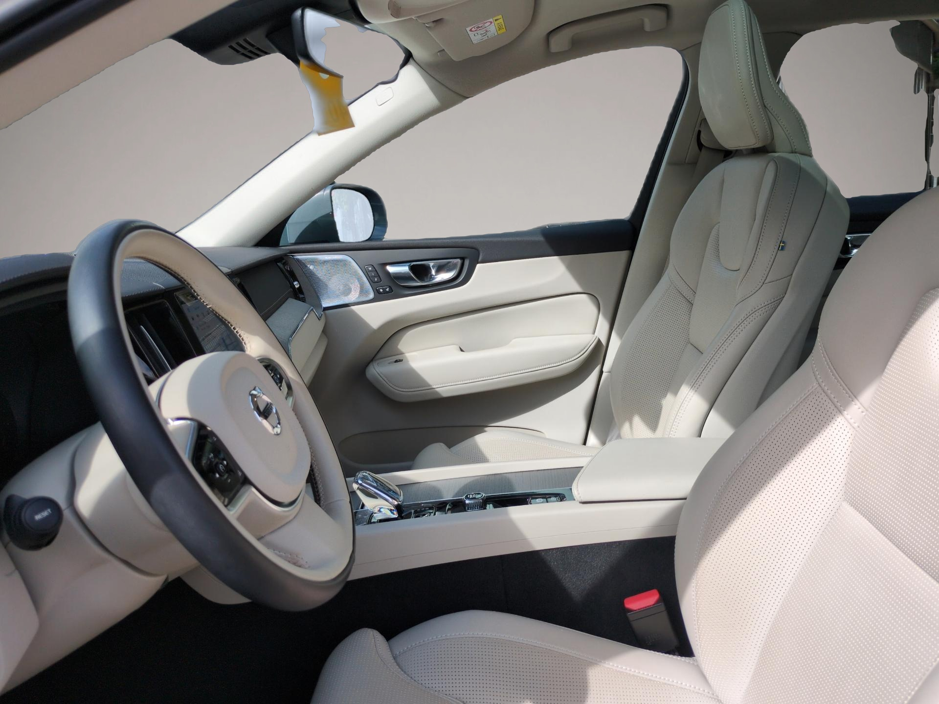 Volvo XC60 (02/2023, Diesel)