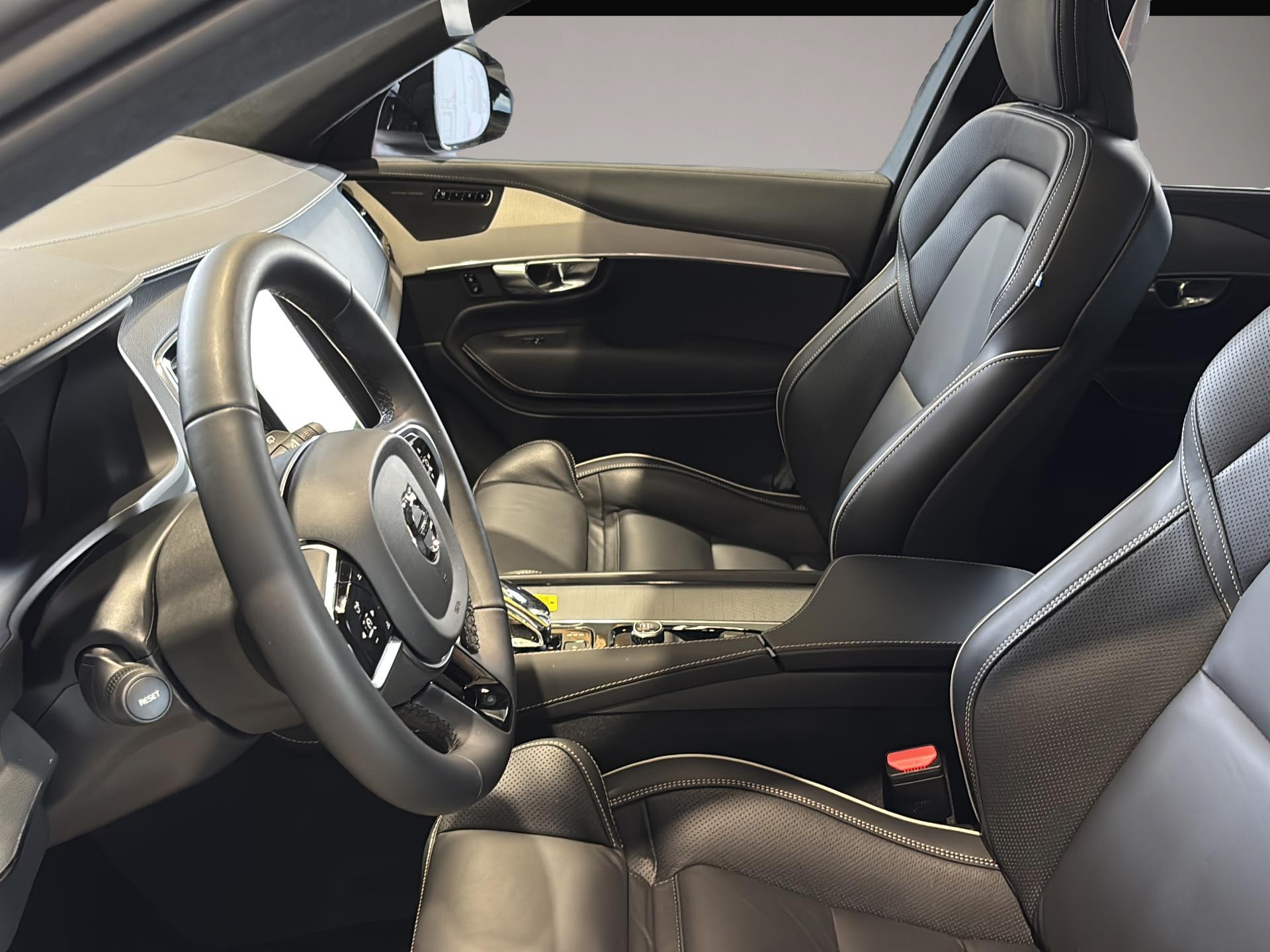 Volvo XC90 (12/2024, Hybrid (Benzin/Elektro))
