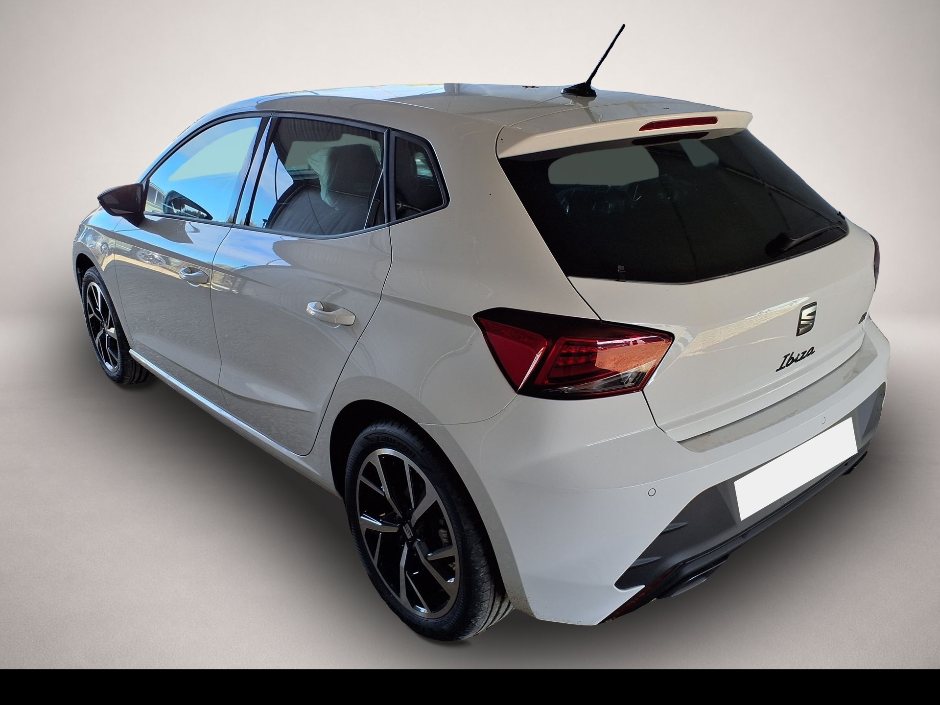 SEAT Ibiza, image 4 of 5