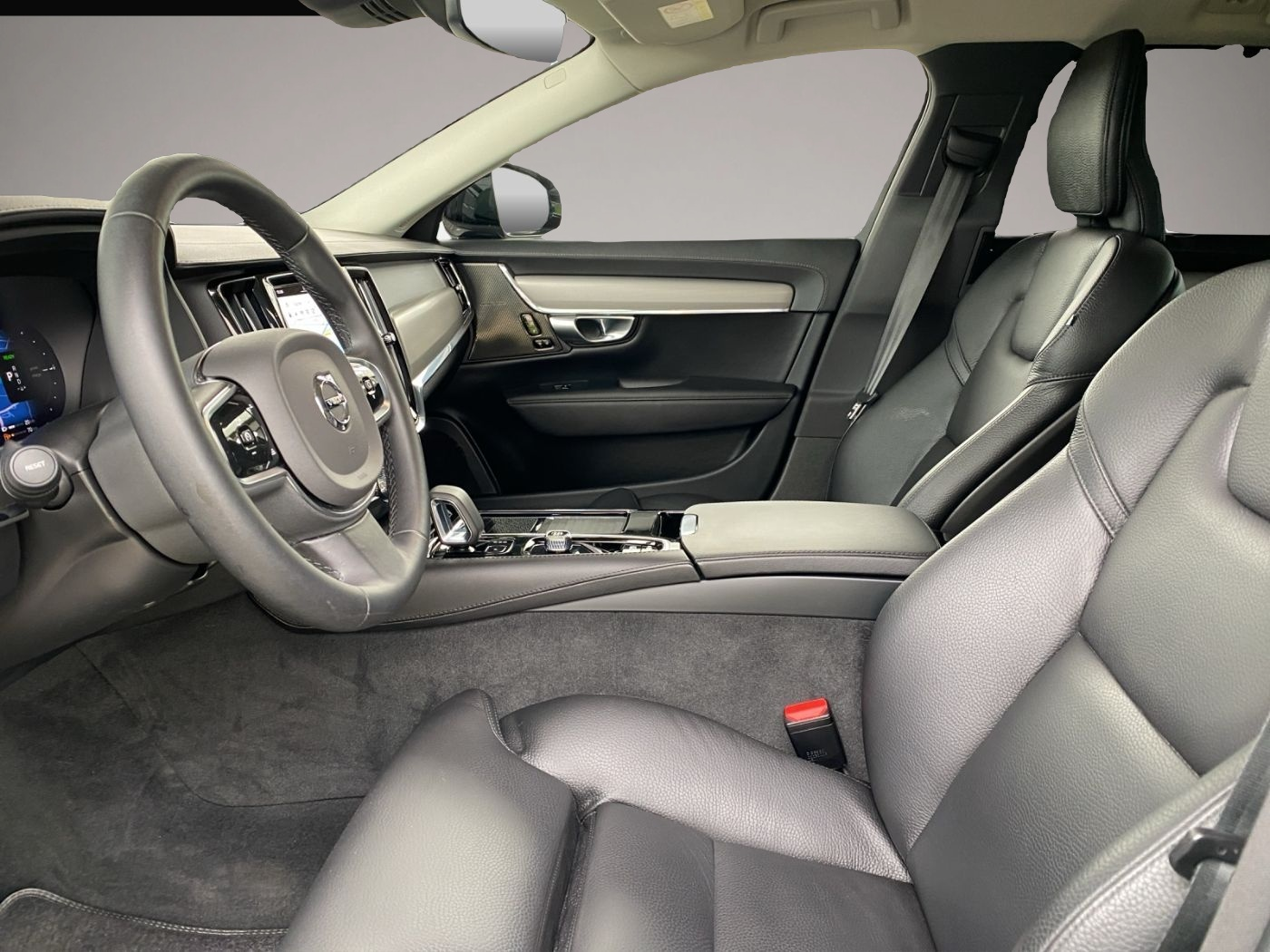 Volvo V90 (04/2023, )