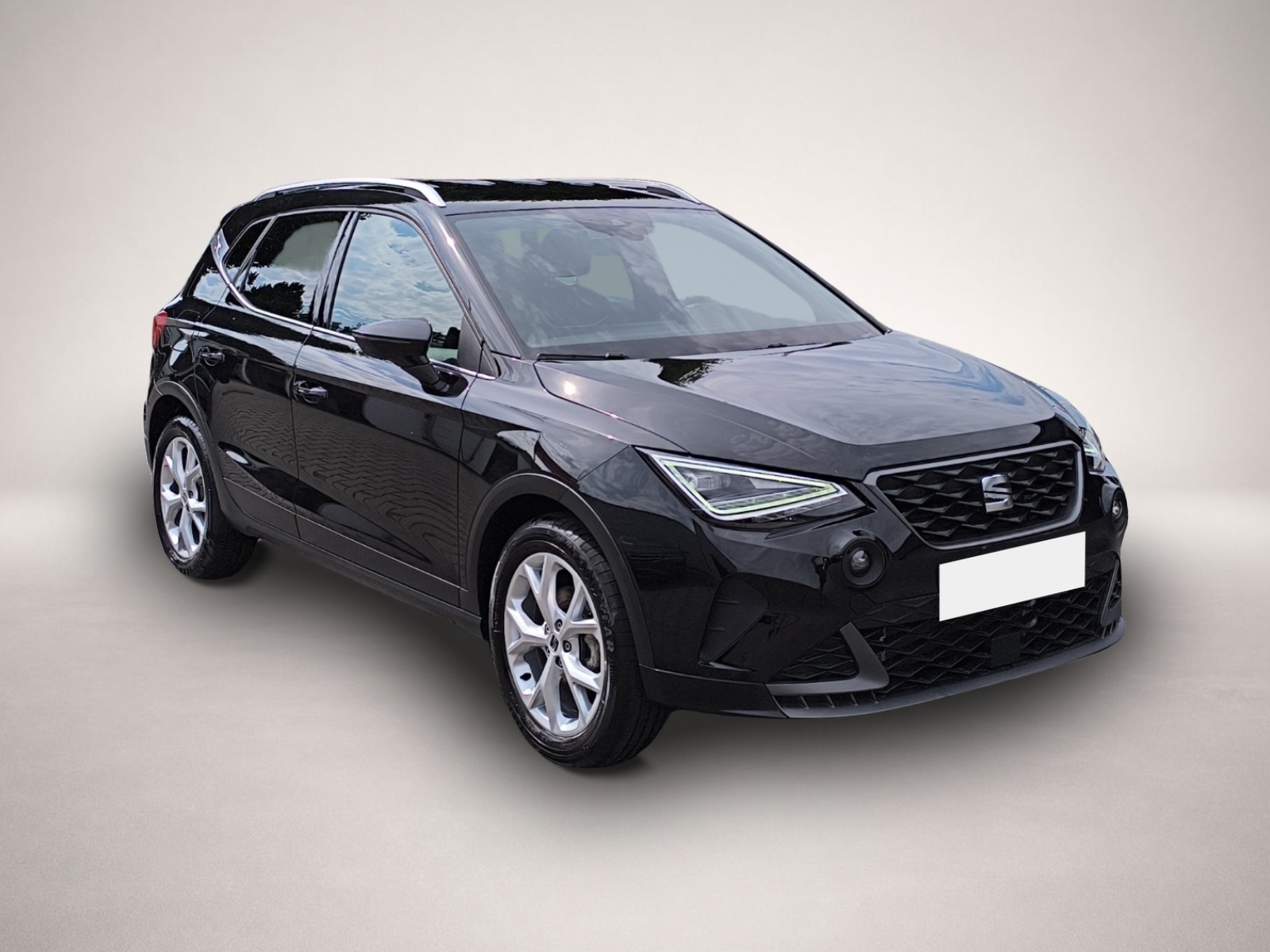 Seat Arona (05/2025, Benzin)