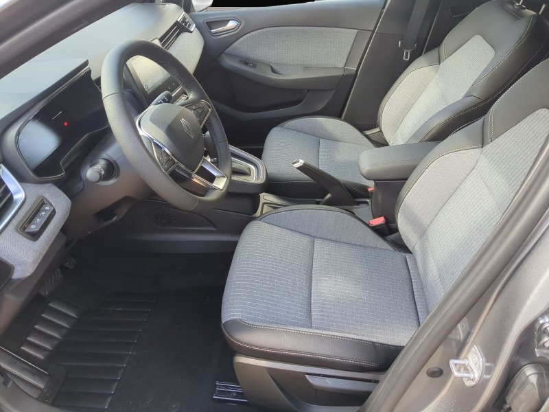Renault Clio (11/2025, Benzin)
