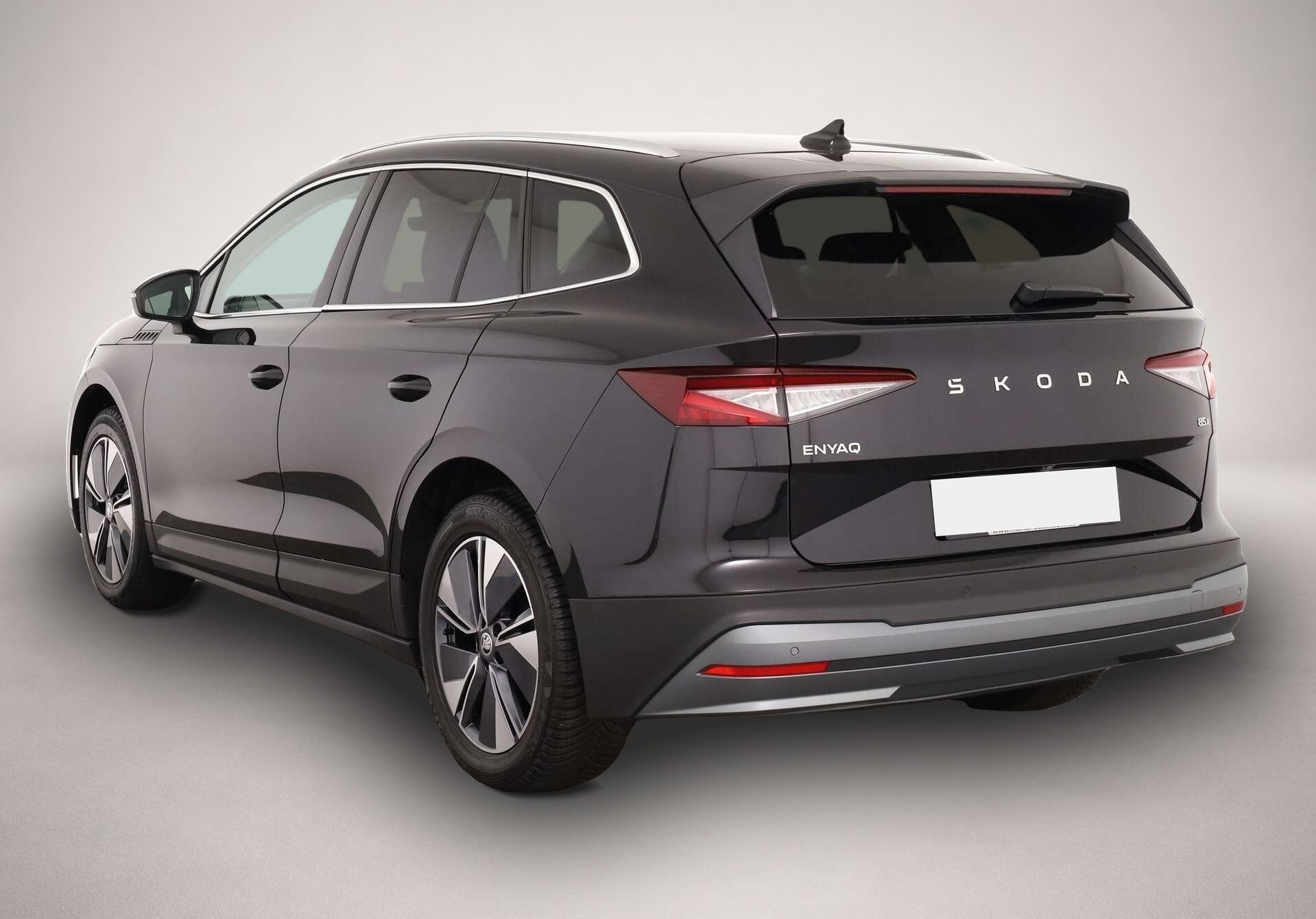 Skoda Enyaq (04/2025, ELECTRIC)